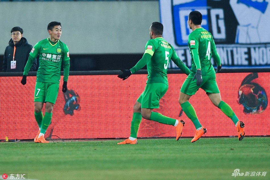 [中超]大连一方0-3北京国安