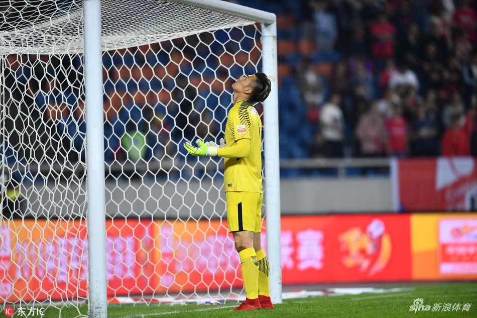 [中超]重庆斯威4-1江苏苏宁