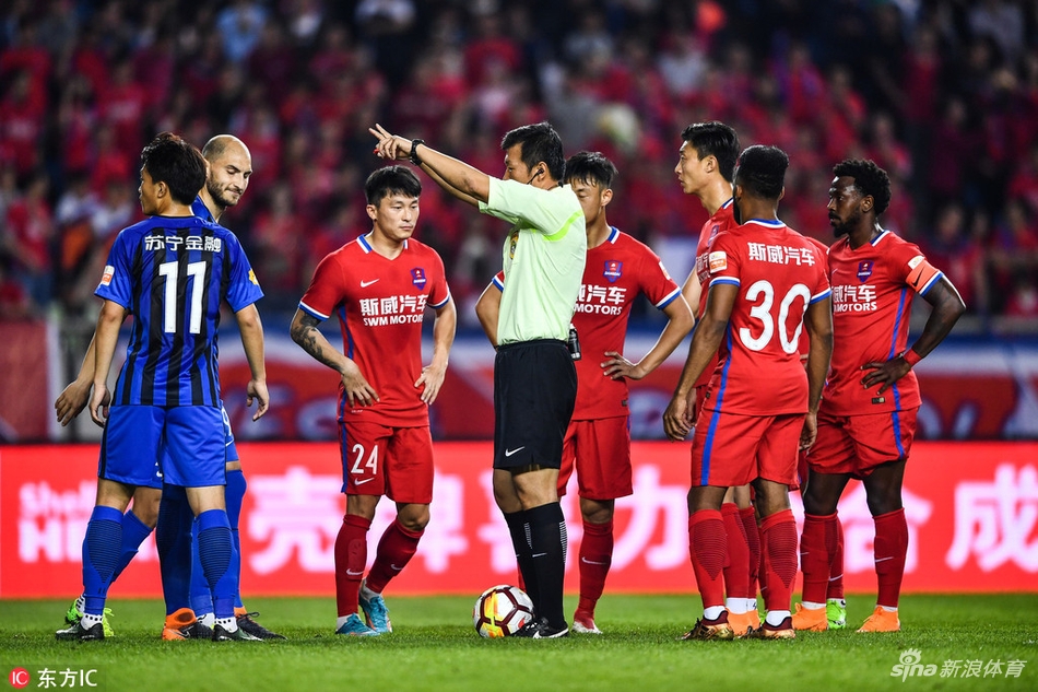 [中超]重庆斯威4-1江苏苏宁
