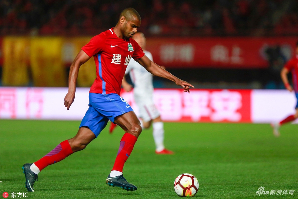 [中超]河南建业1-2上海上港