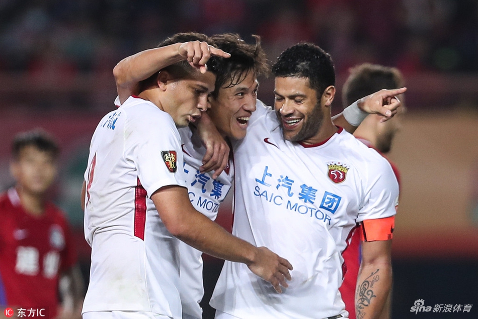 [中超]河南建业1-2上海上港