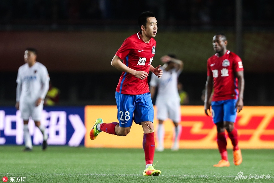 [中超]河南建业1-2上海上港