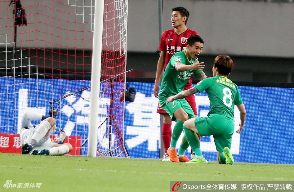 朴成韦世豪庆祝