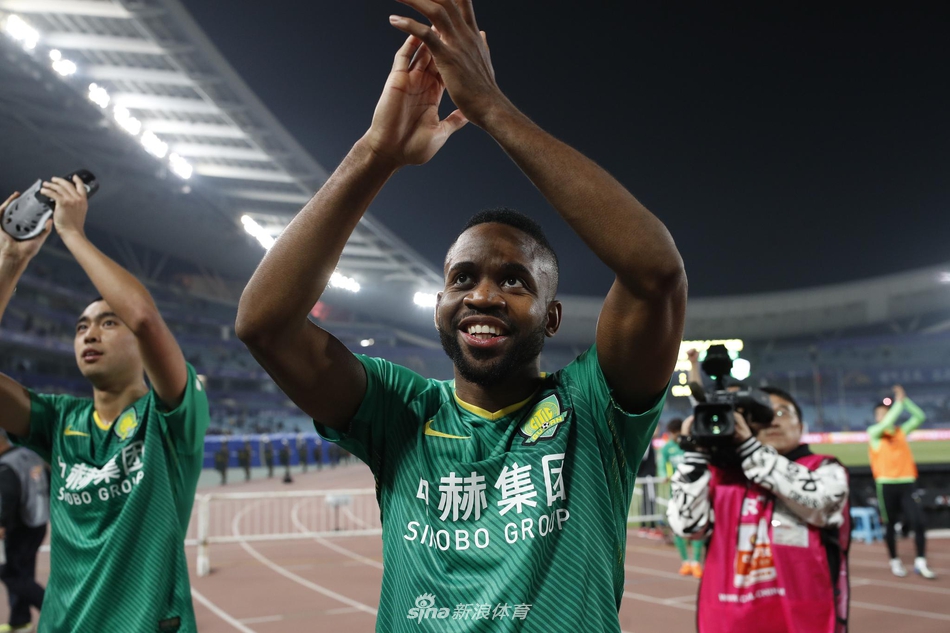 新浪直击江苏苏宁1-2北京国安