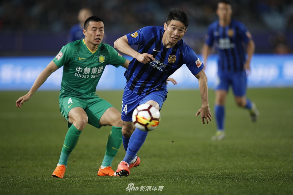 新浪直击江苏苏宁1-2北京国安