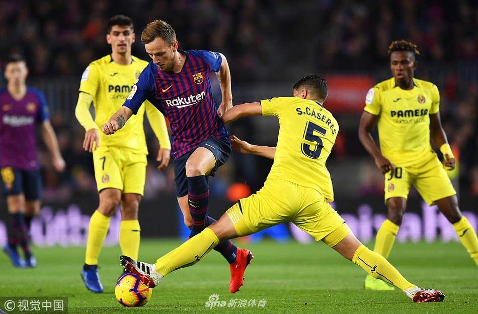 拉基蒂奇摆脱防守