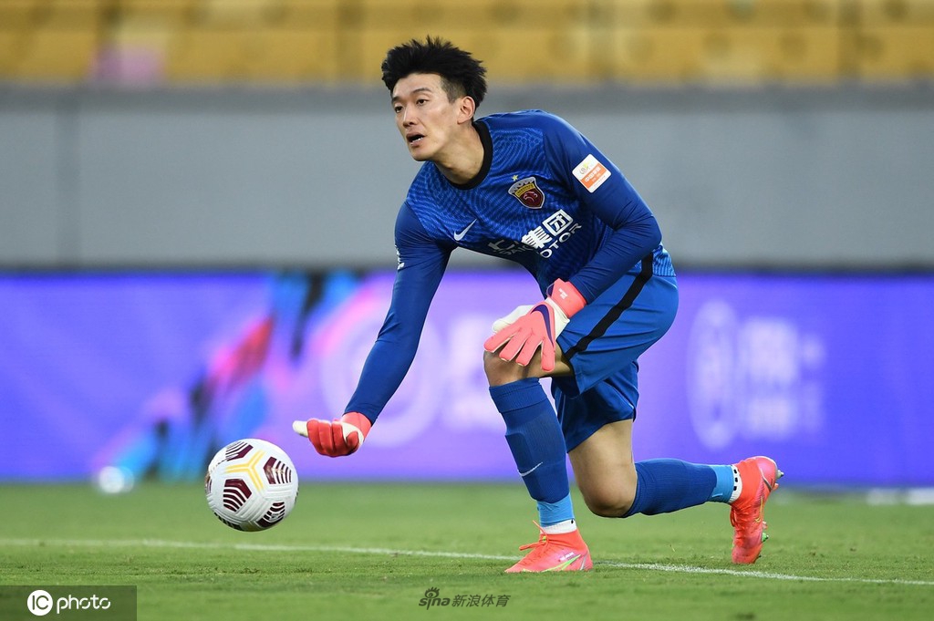 上海海港1-0河北队