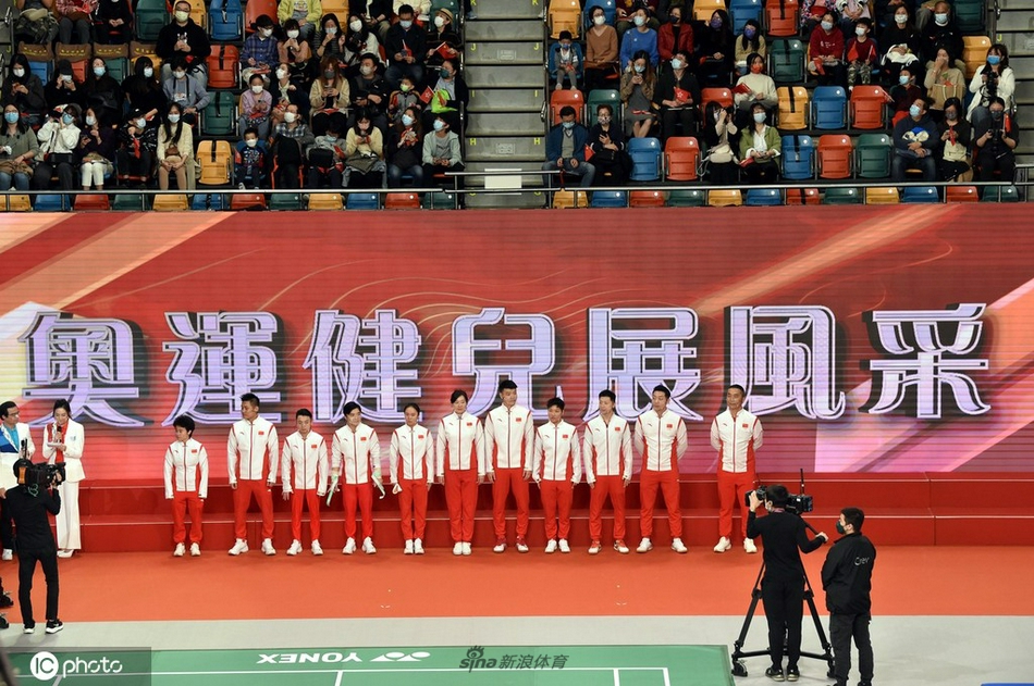 中国奥运天团访港交流