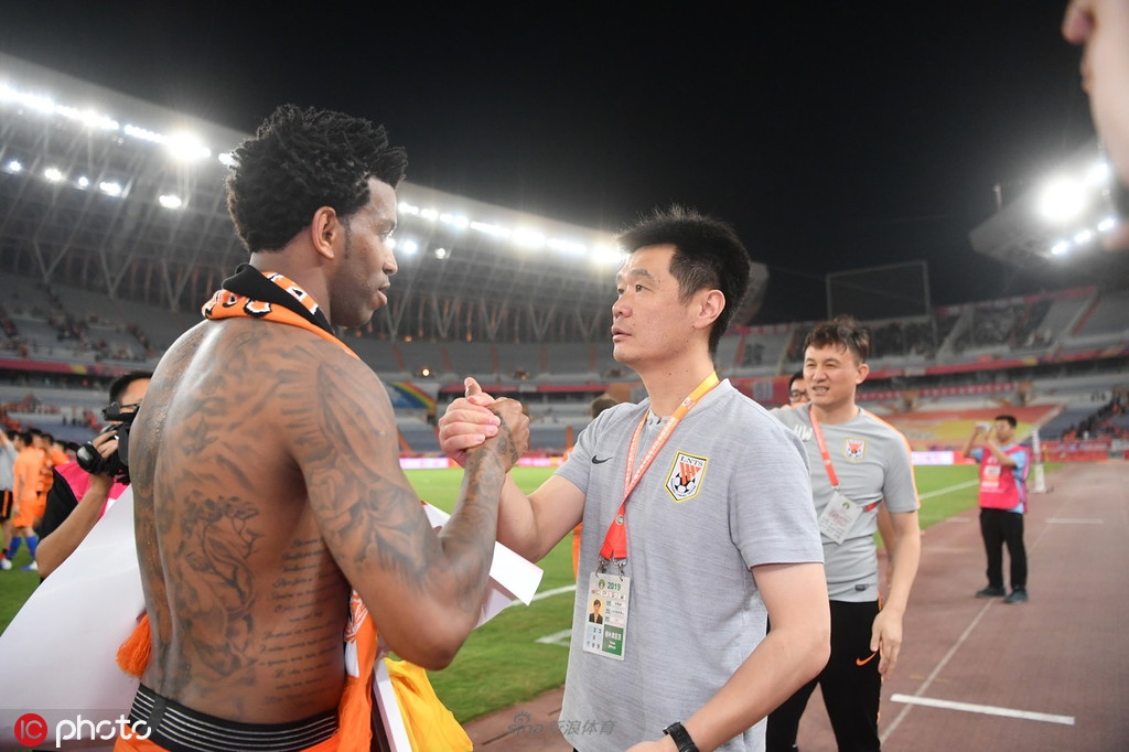 李霄鹏与吉尔共勉