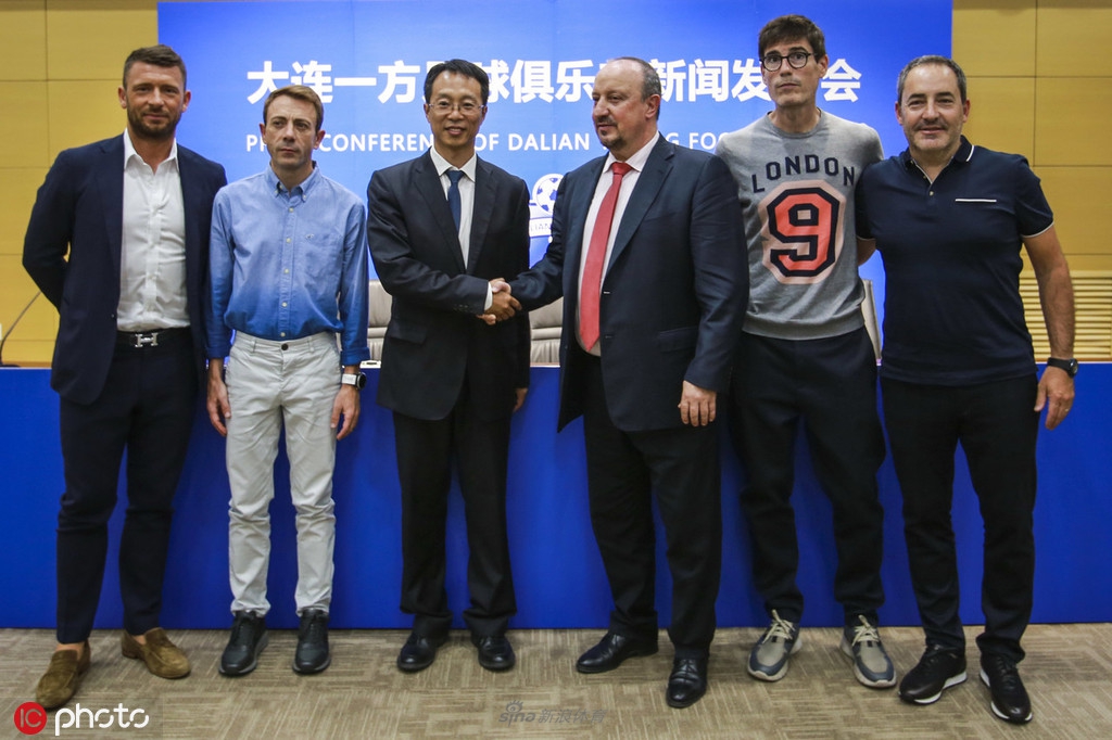 贝尼特斯教练组