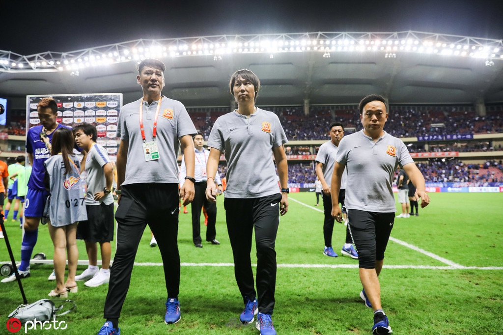 申花卓尔教练组赛后起冲突