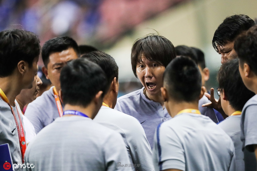 申花卓尔教练组赛后起冲突