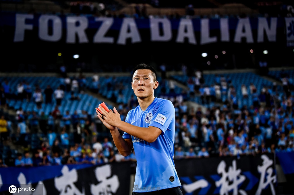 第四名周挺:405场