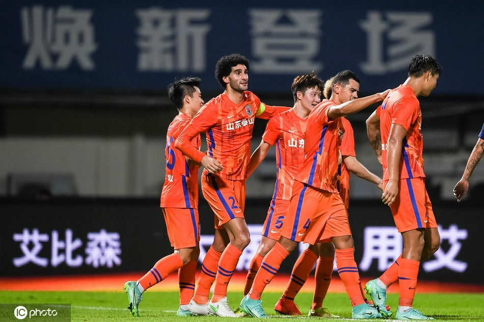 青岛队0-5山东泰山