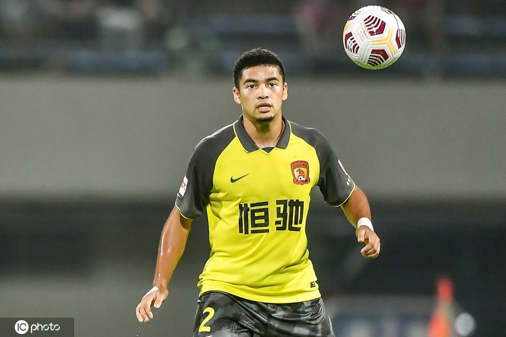 [中超]重庆两江竞技1-5广州队