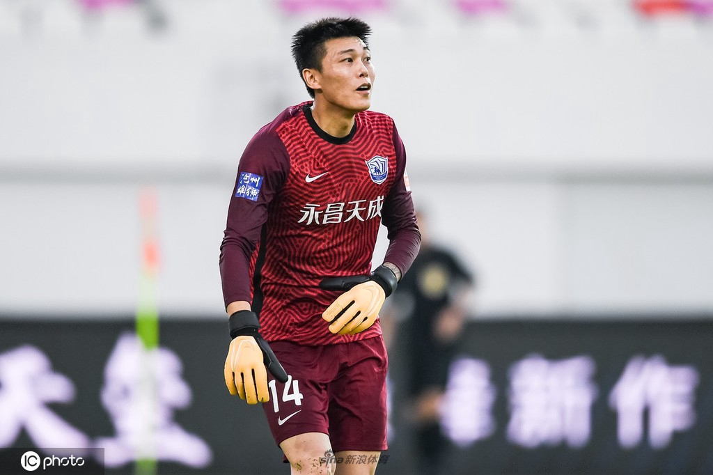 沧州雄狮2-1深圳队