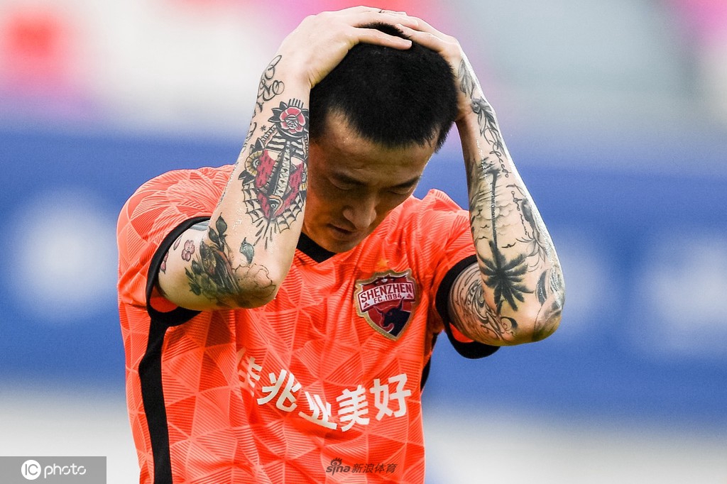 沧州雄狮2-1深圳队