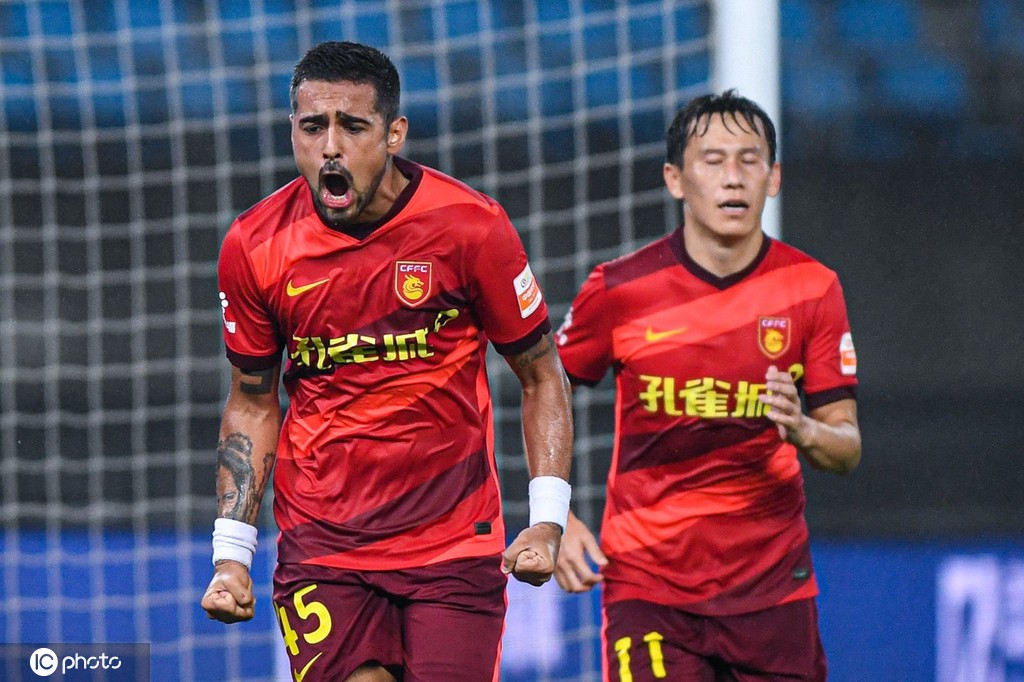 [中超]武汉队1-1河北队