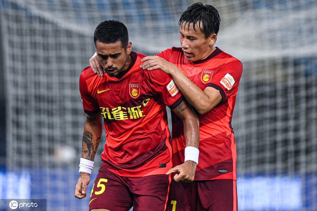 [中超]武汉队1-1河北队