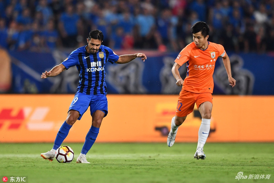 蒿俊闵紧跟埃德尔