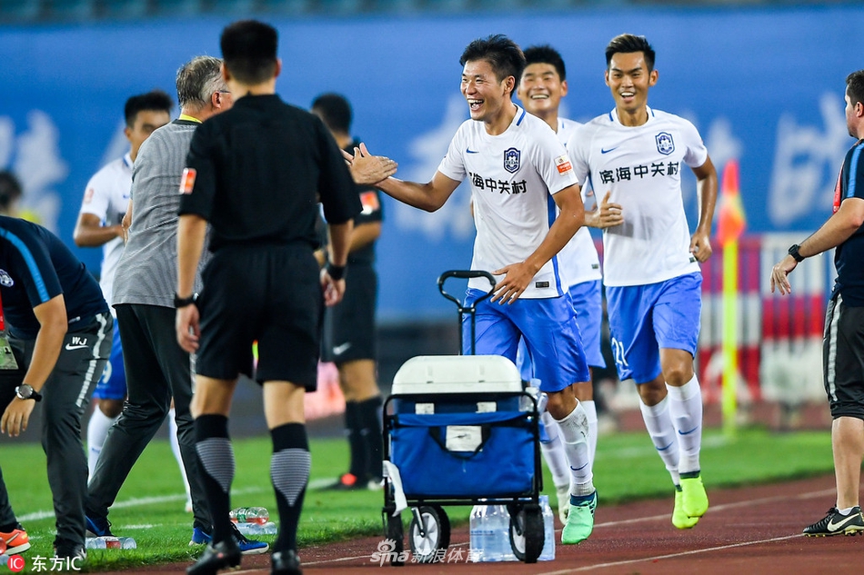 李源一打进“神仙球”