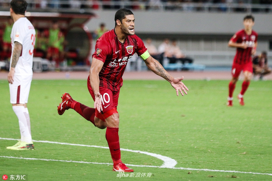 绿巨人浩克也攻入一球