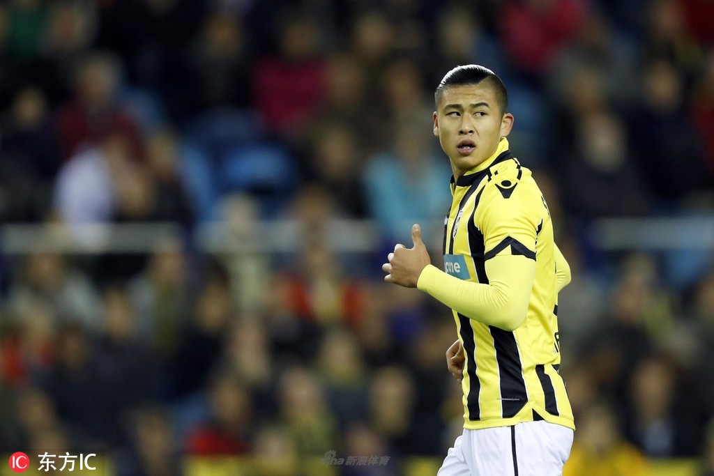 加盟荷甲维特斯