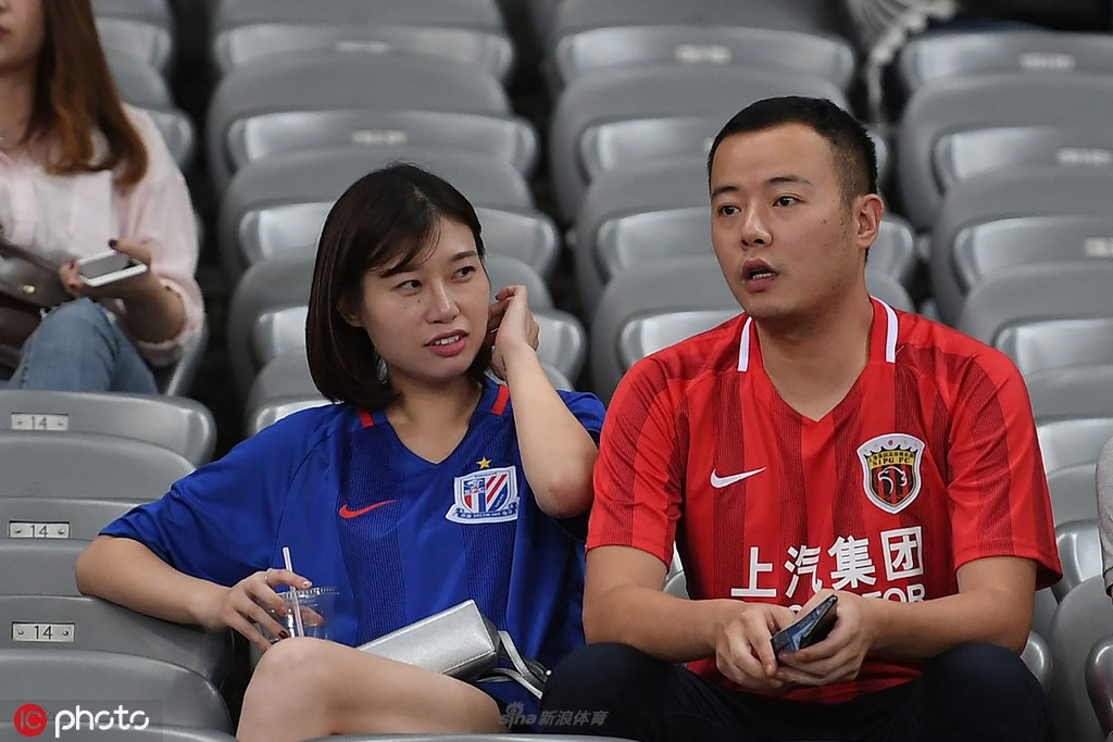 中超狗粮！七夕怎么过？和她一起来看球