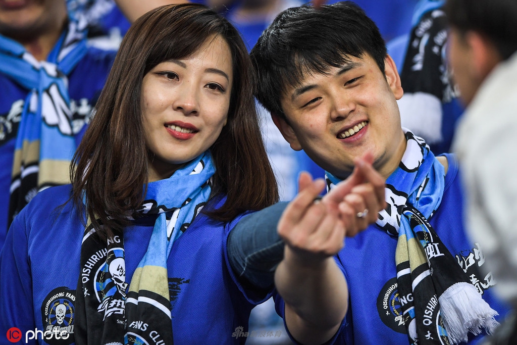 中超狗粮！七夕怎么过？和她一起来看球