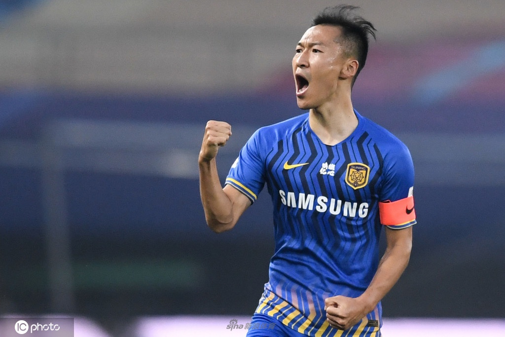 吴曦加盟申花 队长告别江苏