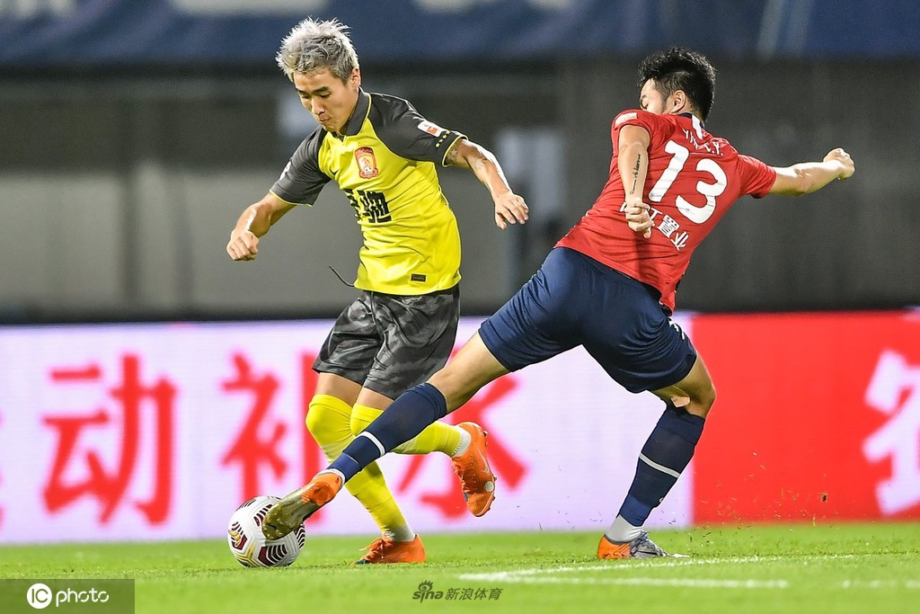 [中超]重庆两江竞技1-5广州队