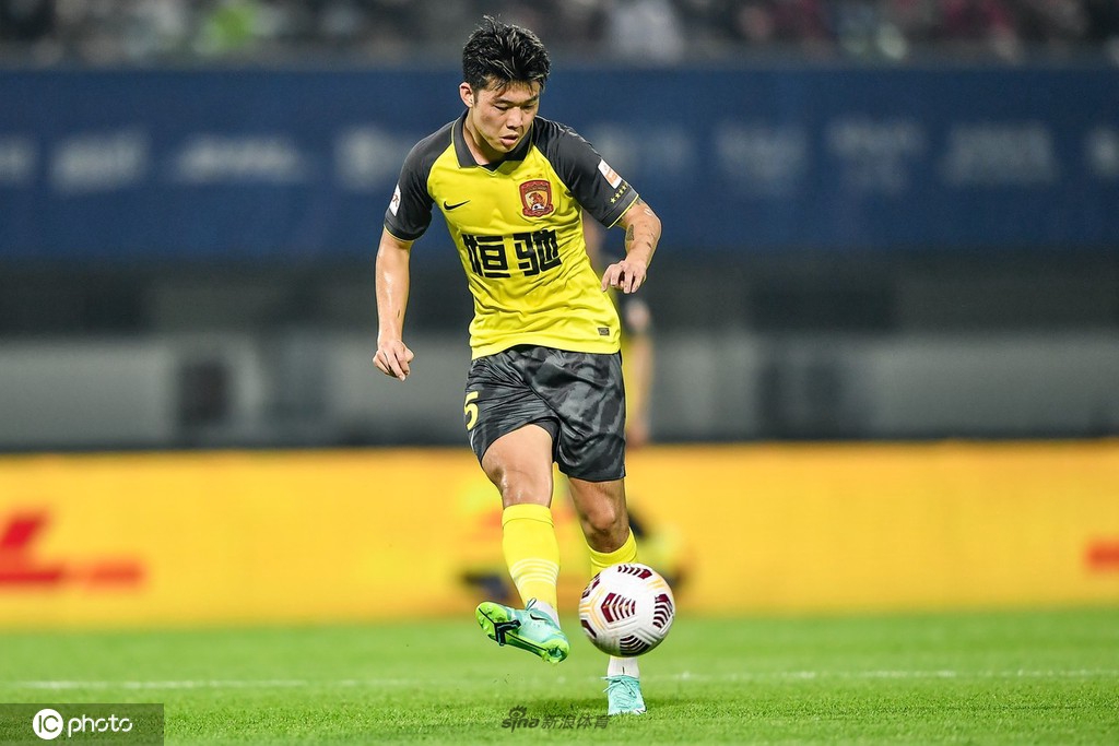 [中超]重庆两江竞技1-5广州队