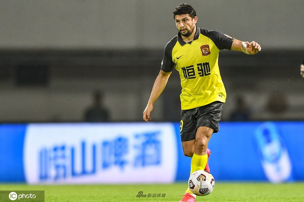 [中超]重庆两江竞技1-5广州队