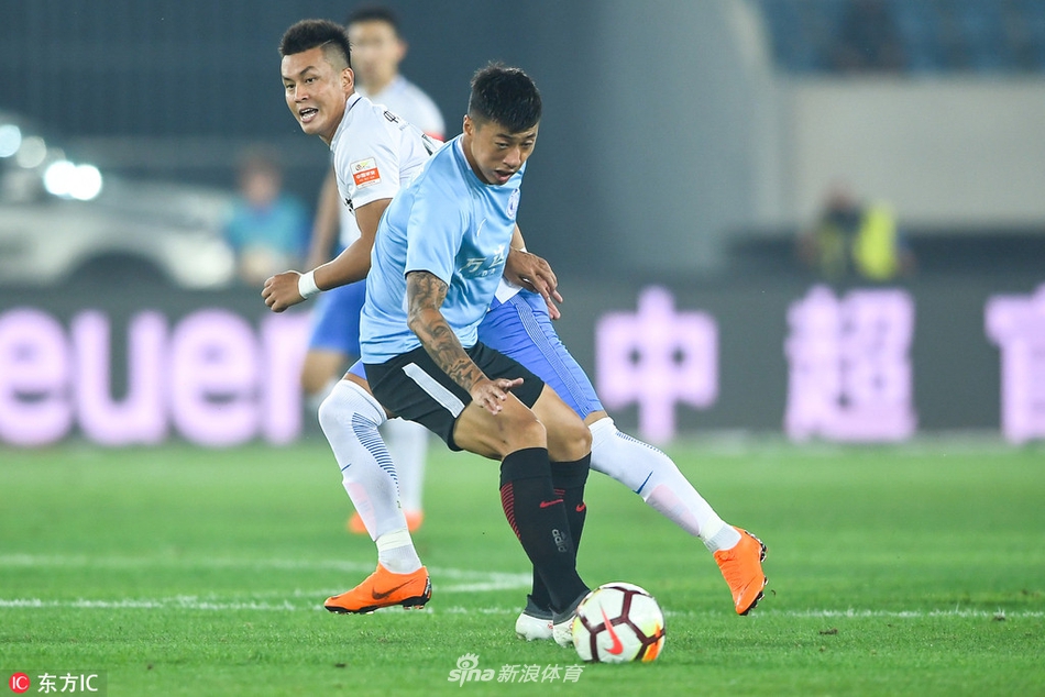 一方中场朱晓刚