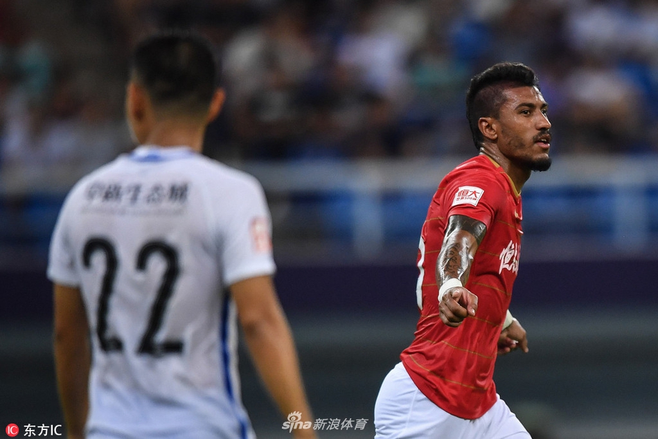 保利尼奥两射一传