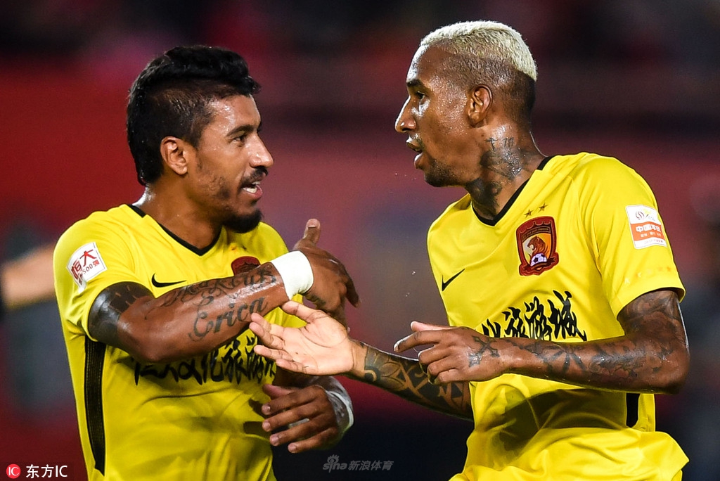 巴西二人组庆祝