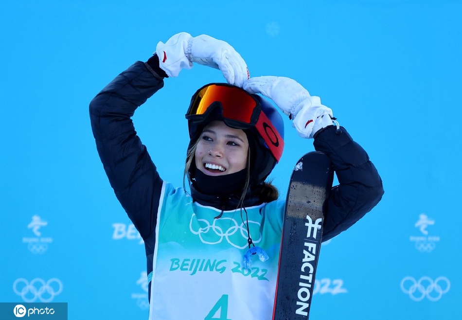 中国冬奥第三金！大跳台谷爱凌夺冠