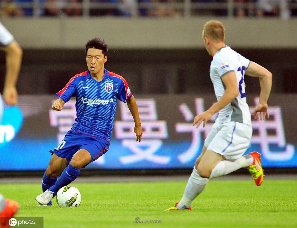 吴曦加盟申花 队长告别江苏