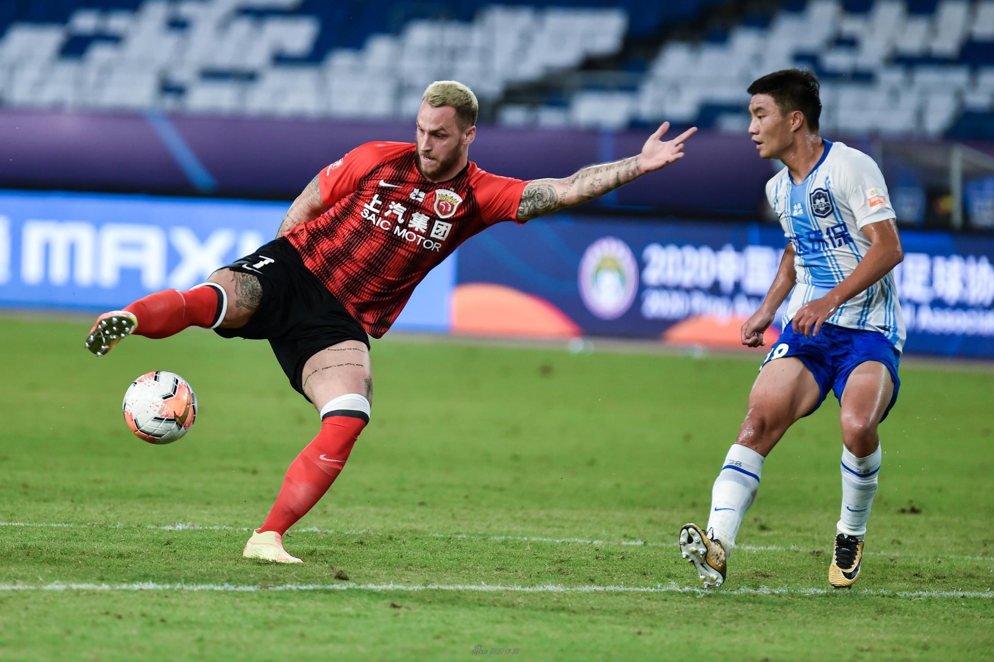 阿瑙托维奇替补