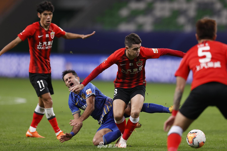 奥斯卡抢断埃德尔