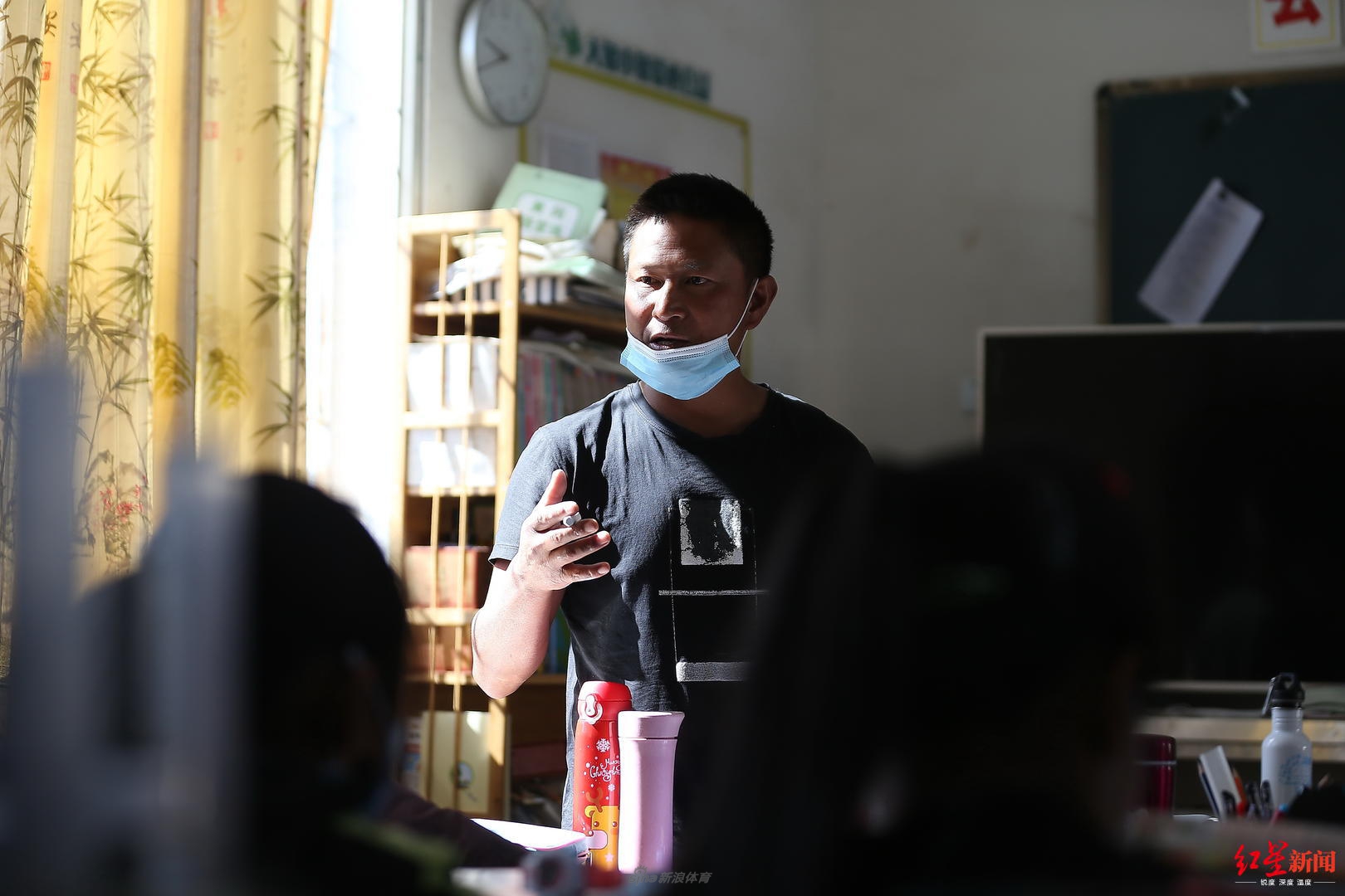 教练曲比史古老师