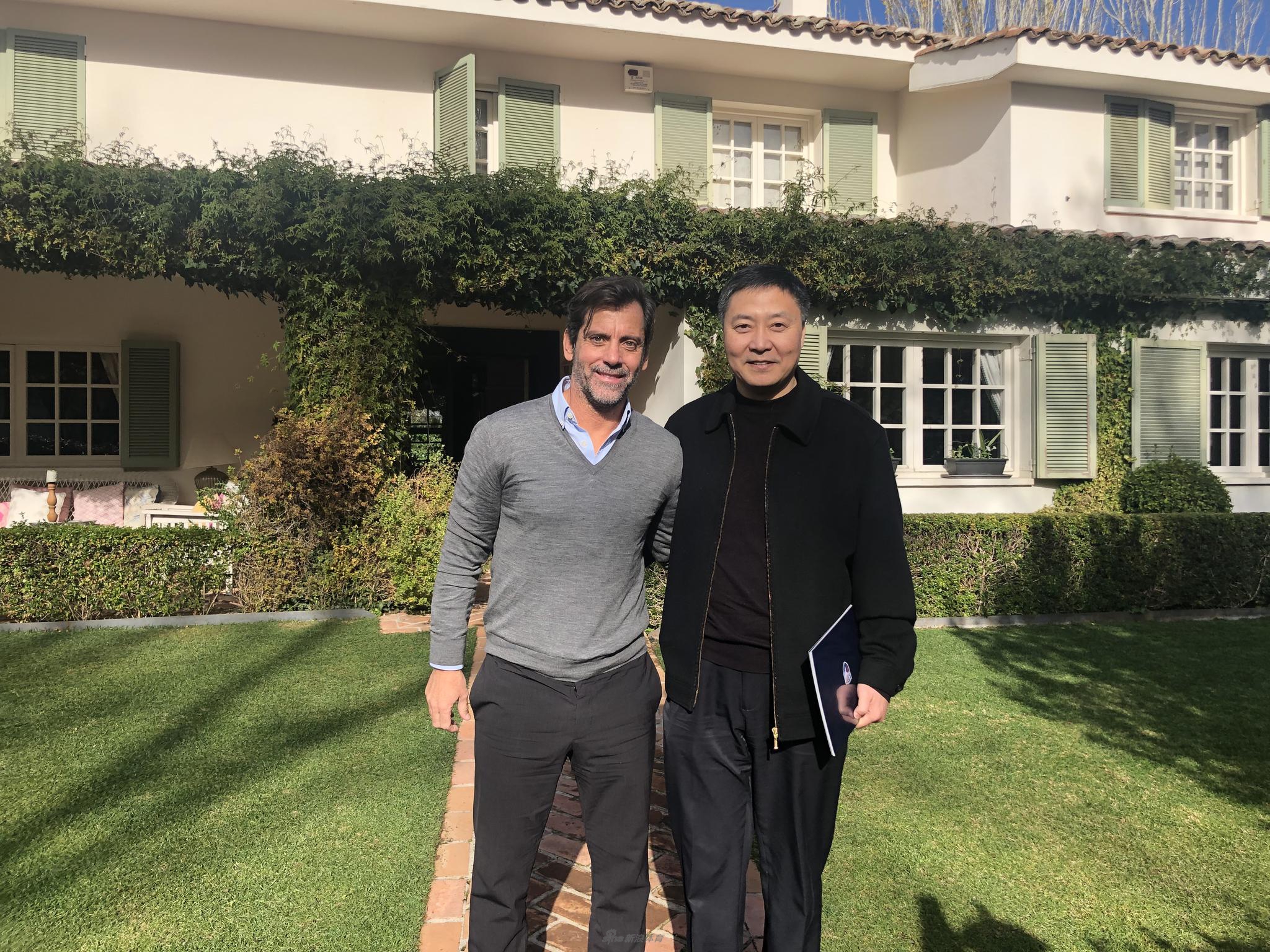 弗洛雷斯来沪考察