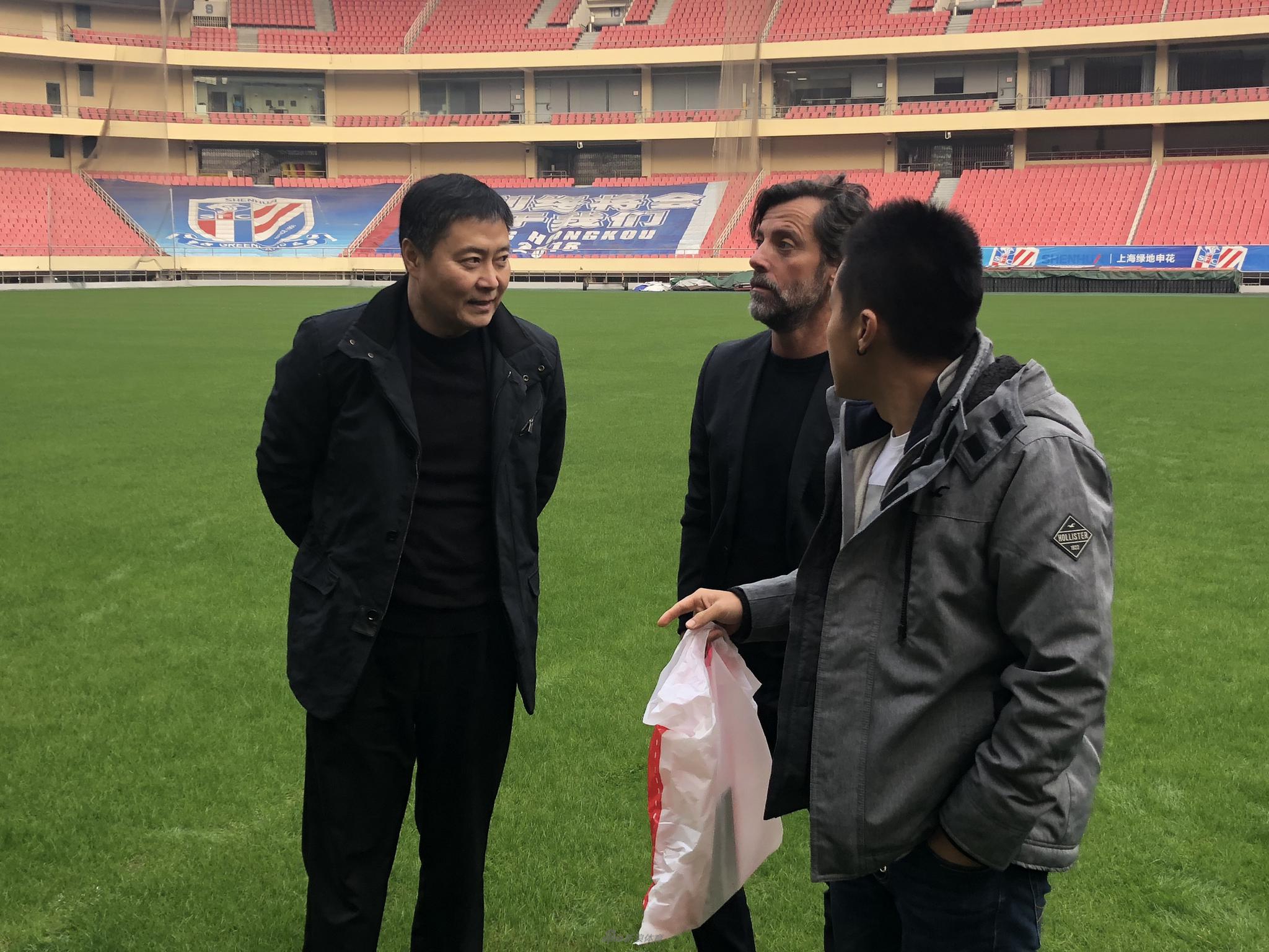 弗洛雷斯来沪考察