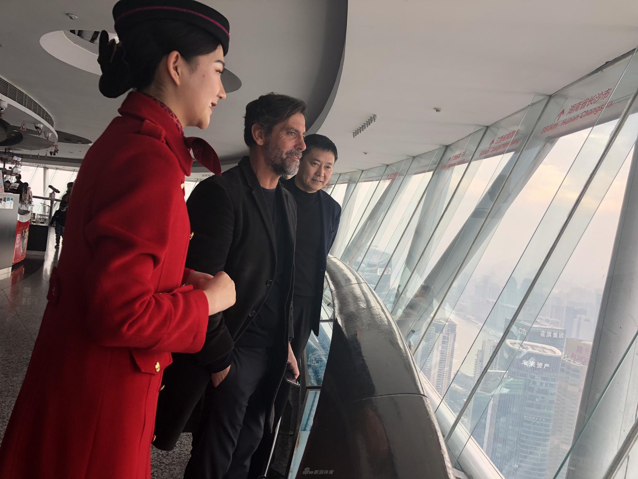 弗洛雷斯来沪考察