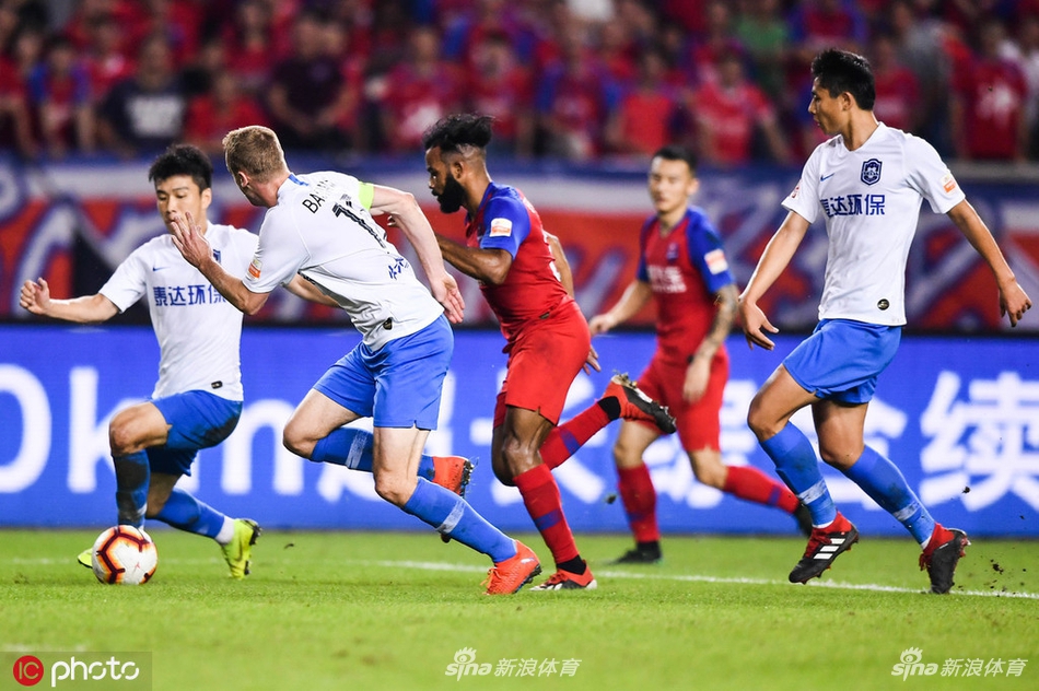 1-别眨眼！大摩托连过数人直捣黄龙 梅西老马附身！