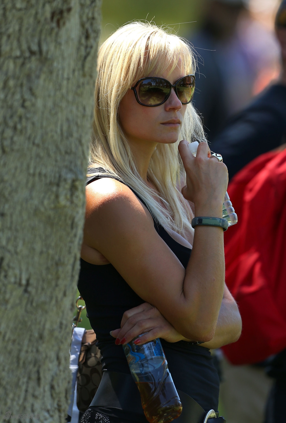 保罗卡西性感未婚妻宝莲娜