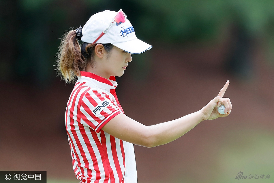 女子日巡次级赛张维维夺首冠