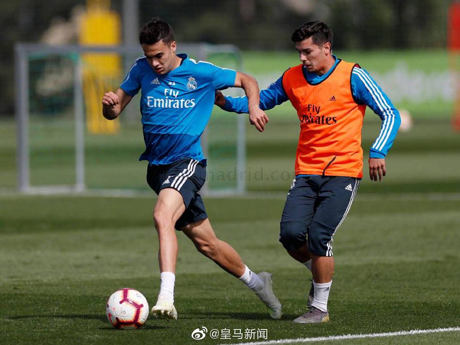皇马备战训练 贝尔这动作真拼了