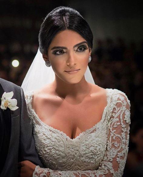 傲人上围！热刺名将艳福不浅