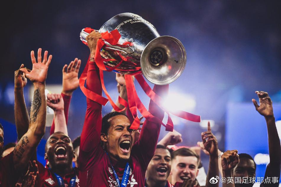 范戴克强势崛起 1年揽6大荣誉